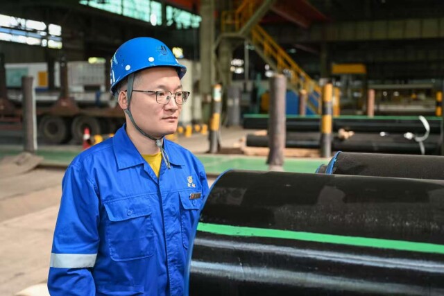 《新湖南》“鋼管匠人”匠心報(bào)國(guó)——記“新時(shí)代新雷鋒”、衡鋼高級(jí)工程師左國(guó)鋒